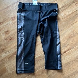 Under Armour crops